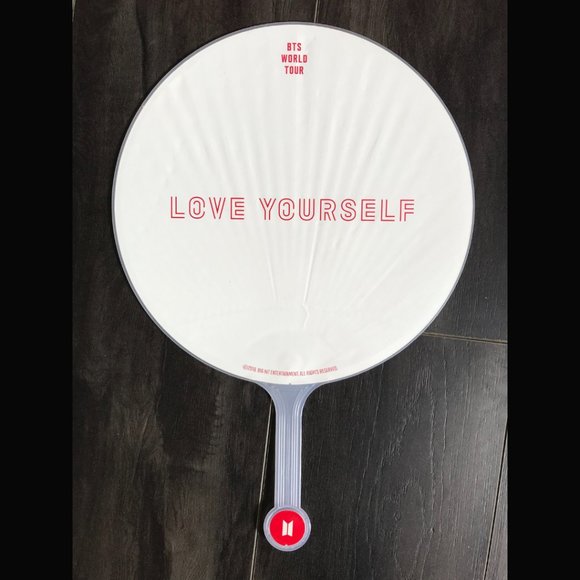 BTS V Picket fan from Love YourSelf Tour Kpop bangtan - Picture 2 of 2